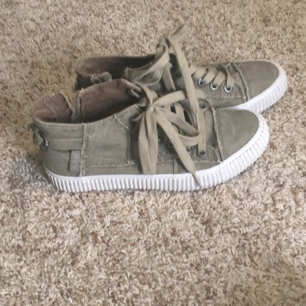Blowfish shoes
